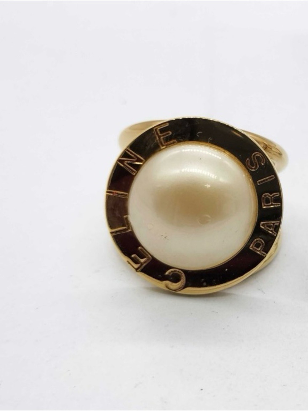 VTG Rare Celine Gold-Tone Scarf 🧣 Ring with Cream faux Pearl Accent
